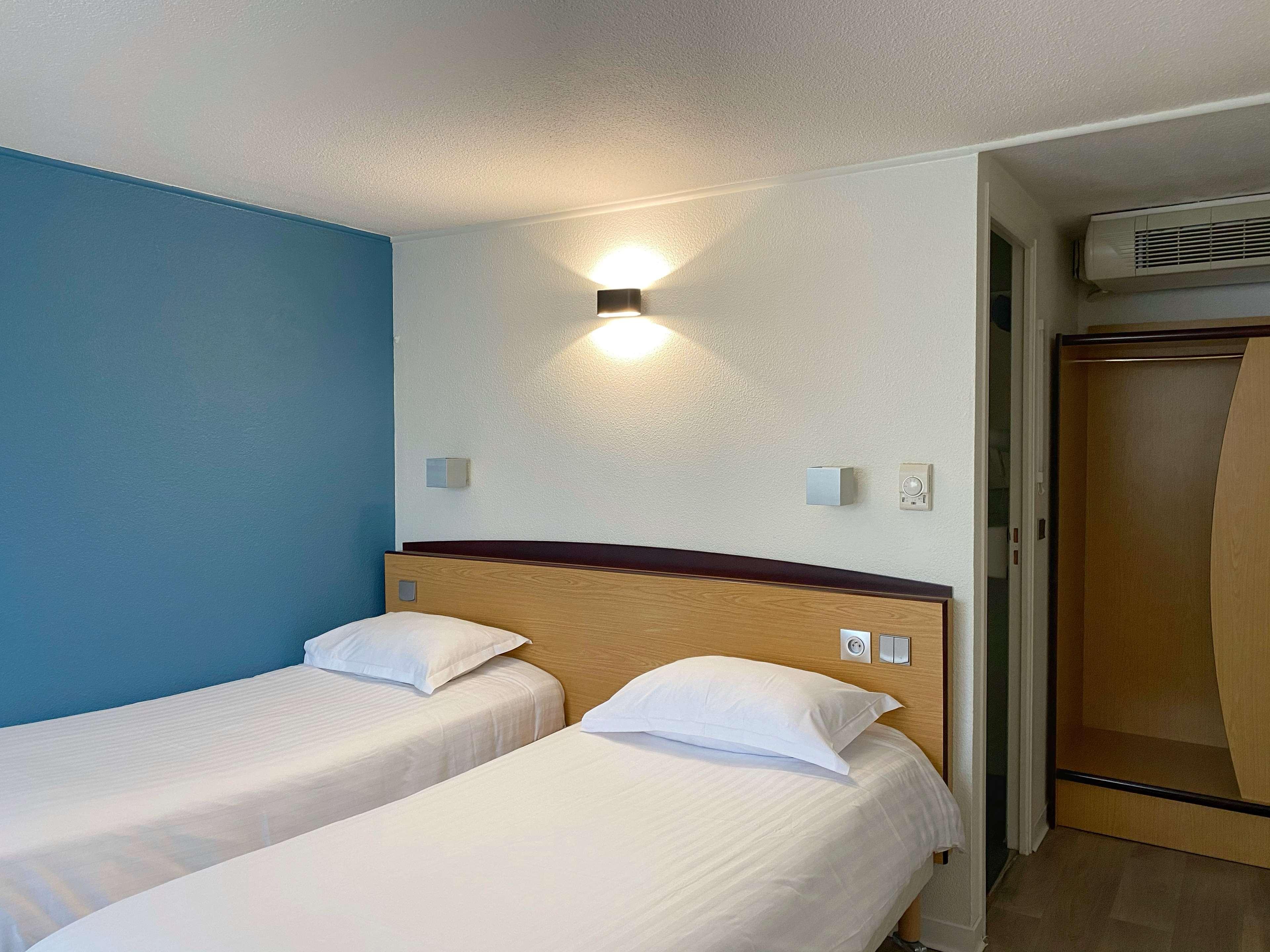 Kyriad Direct Roanne Hotel מראה חיצוני תמונה