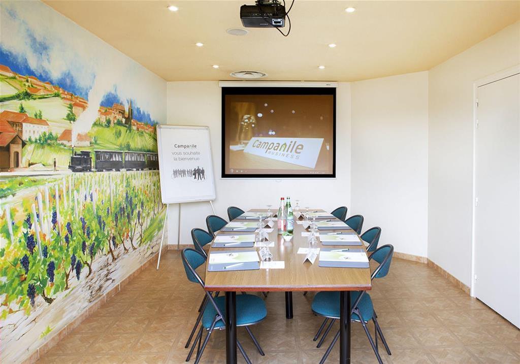Kyriad Direct Roanne Hotel עסק תמונה