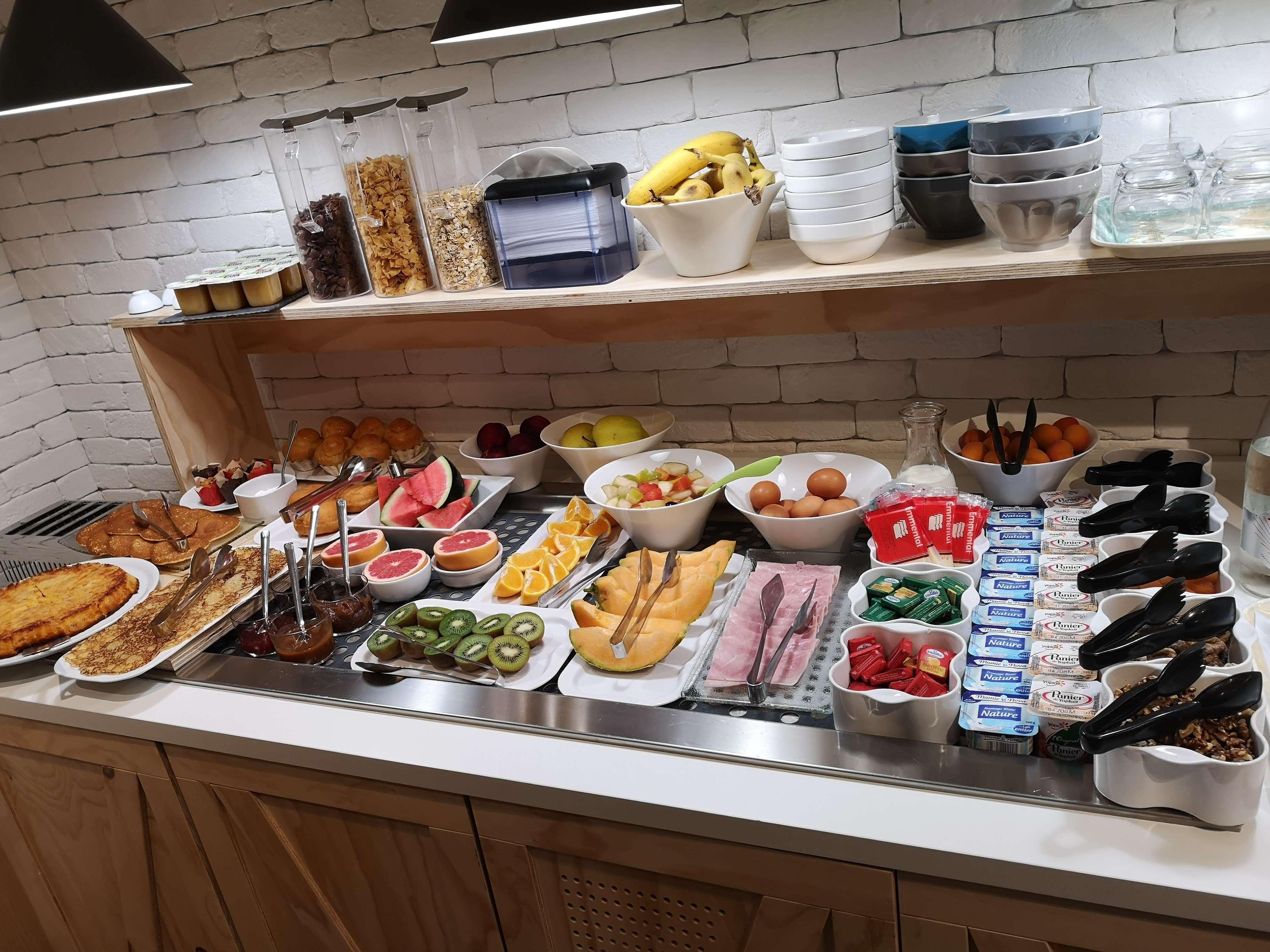 Kyriad Direct Roanne Hotel מראה חיצוני תמונה