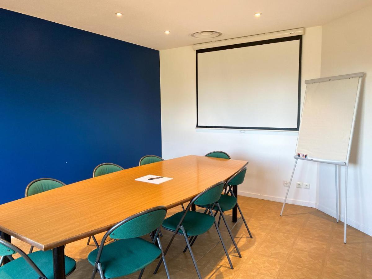 Kyriad Direct Roanne Hotel מראה חיצוני תמונה