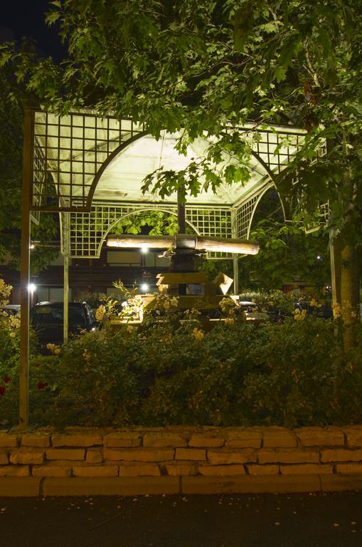 Kyriad Direct Roanne Hotel מראה חיצוני תמונה